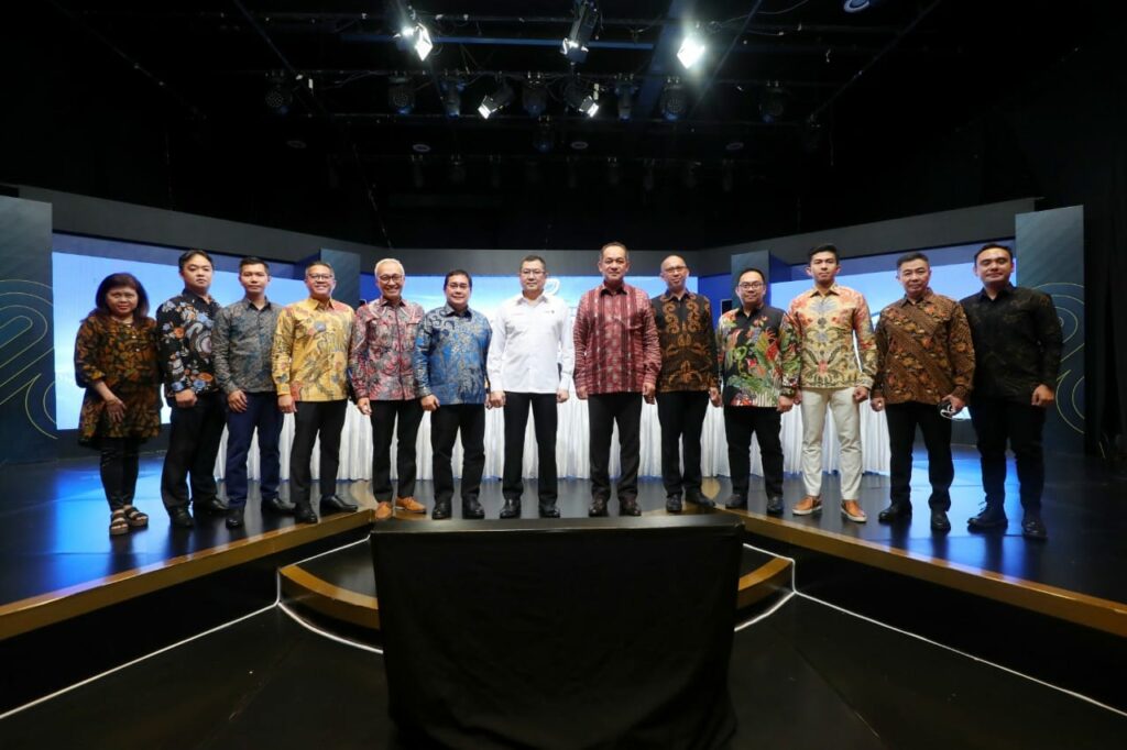 Anak Perusahaan Bmtr Dapat Pinjaman Uang 2024